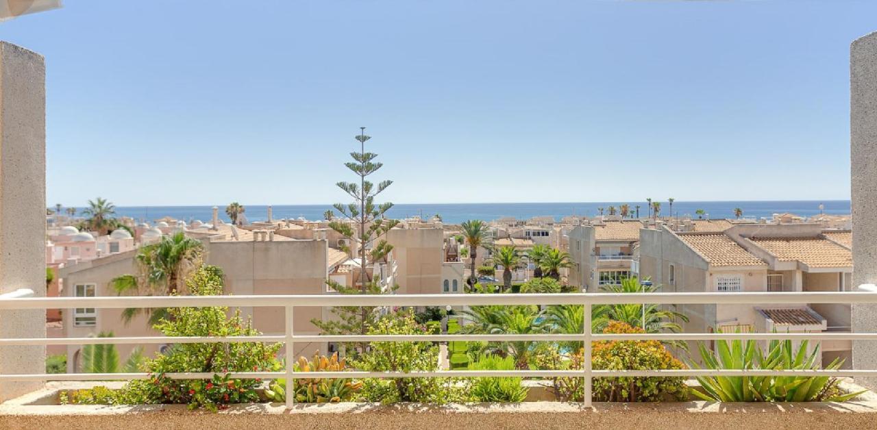 Ferienwohnung Flamenco Penthouse Sea View & Swimming Pool Torrevieja Exterior foto
